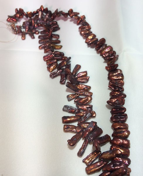 Perla danzarina horizontal color burdeo