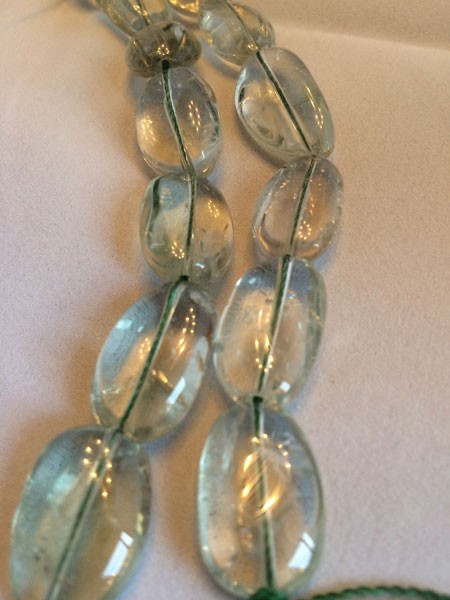 Piedra cuarzo peridoto con forma de nugget liso, 20x15