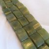 Piedra jade olivo con forma rectangular lisa, 13x18
