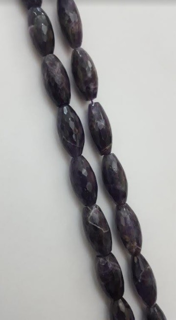 Amatista ovalada facetada 23x12